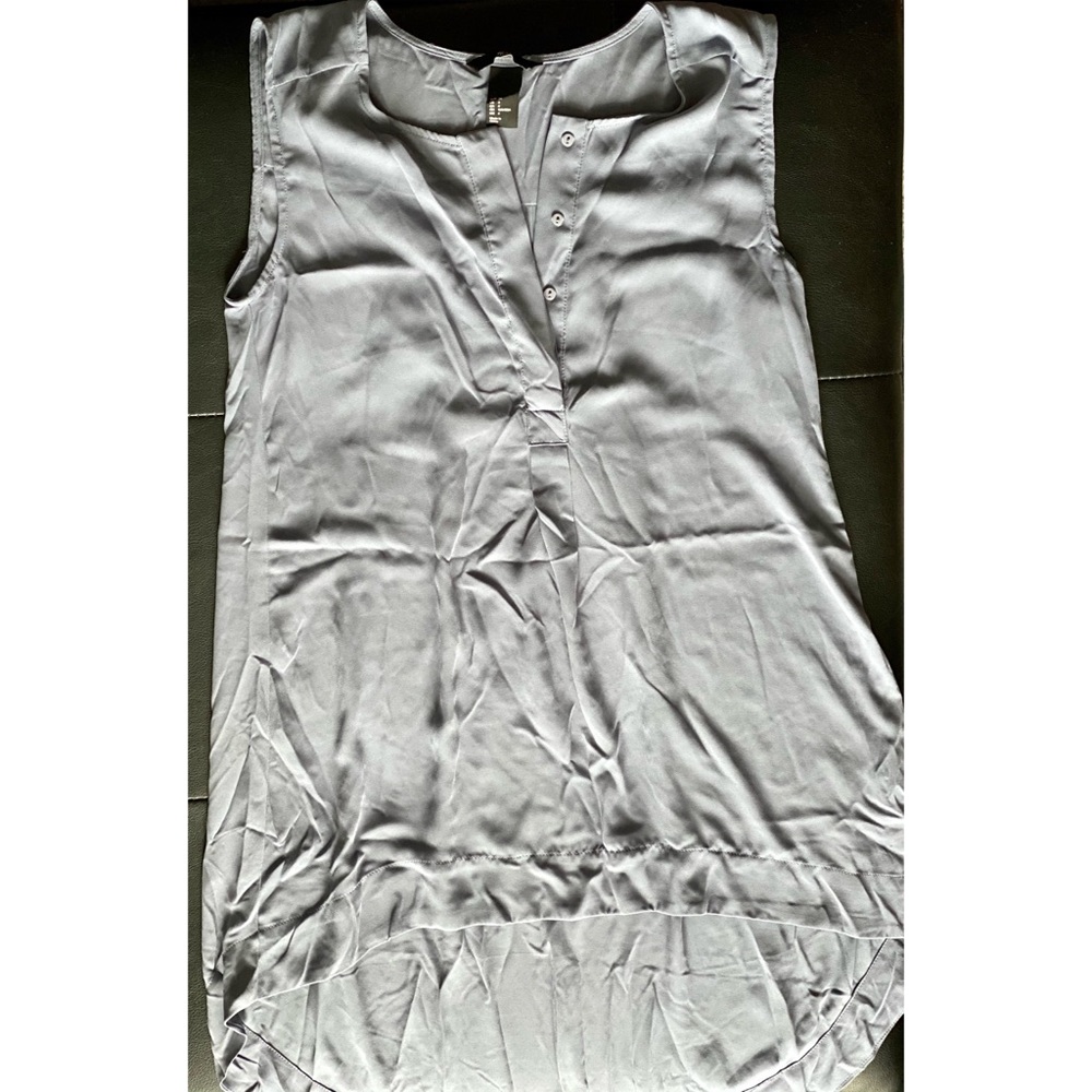 High & Low Sleeveless Top